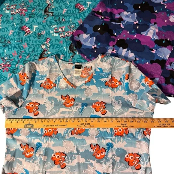 Disney Pixar Cartoon Print Scrub Tops Eeyore Nemo Dr Seuss lot of 3 size Large - Picture 7 of 8